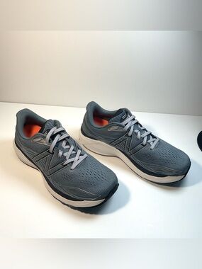 New Balance Gray Running Shoes Mens Size 10.5 Athletic Comfort Sneakers